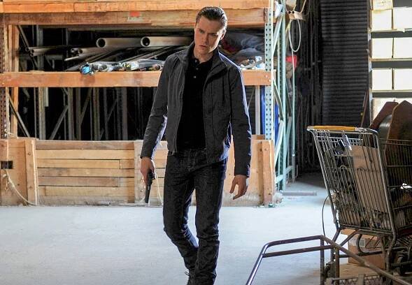 Stoupenci zla - Zrcadlení - Z filmu - Sam Underwood
