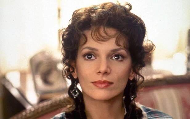 Poznali byste dnes statečnou Scarlett O’Harovou? Z Joanne Whalley je půvabná šedesátnice