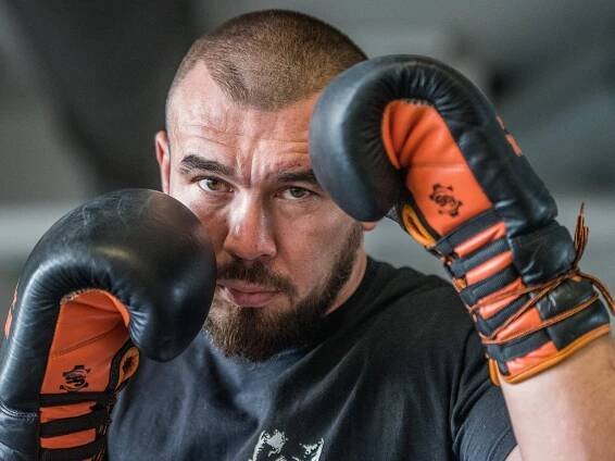 Známému plzeňskému boxerovi stále hrozí vězení