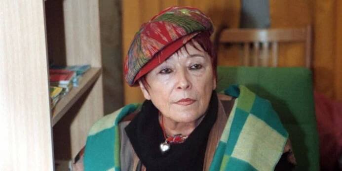 Ester Krumbachová dožívala osaměle v ústraní ve svém pražském bytě. Společnost jí dělaly pouze její milované kočky. 