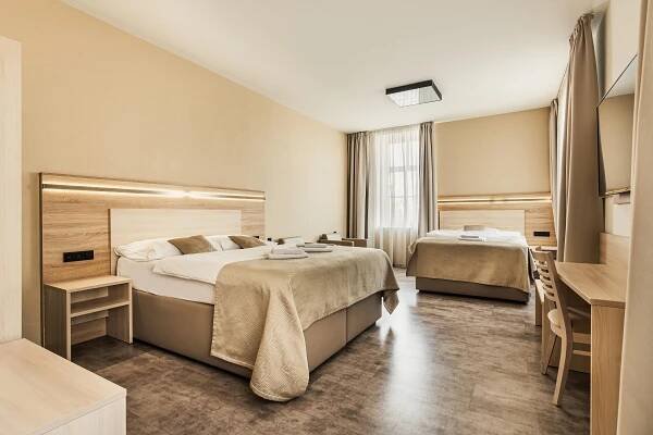 Třílůžkový pokoj  - Hotel Mariel