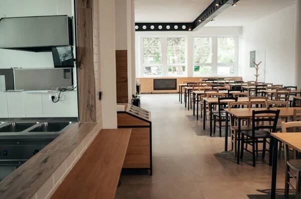 Bistro 15