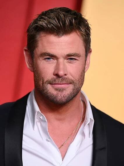 BEVERLY HILLS, CALIFORNIA - MARCH 10: Chris Hemsworth attends the 2024 Vanity Fair Oscar Party hosted by Radhika Jones at the Wallis Annenberg Center for the Performing Arts on March 10, 2024 in Beverly Hills, California. (Photo by Karwai Tang/WireImage)