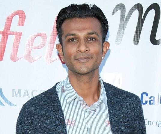 Utkarsh Ambudkar Biography - Facts, Childhood, Family Life & Achievements