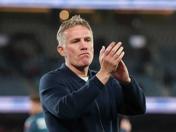 Wrexham sign ex-Premier League captain in £2million deal
