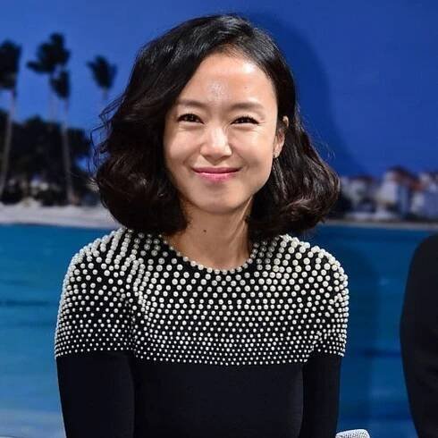Jeon Do Yeon 17