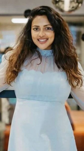 Attractive looks of Amala Paul