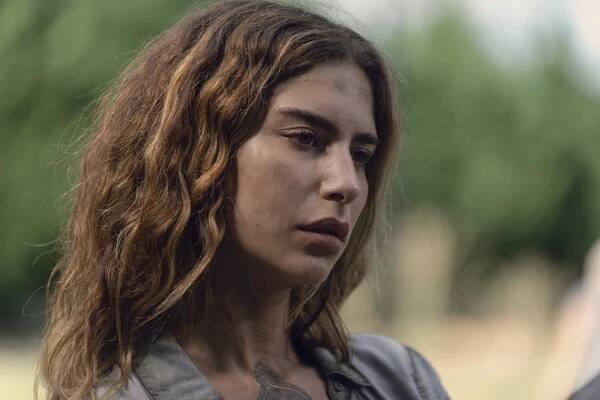 Živí mrtví - Kdo jste teď? - Z filmu - Nadia Hilker