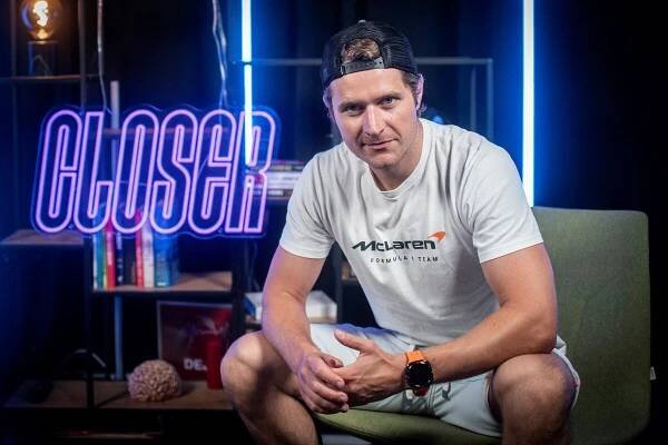 Marek Rozkoš: Na to, aby som bol úspešný herec, nemusím byť influencer. Ich obsah mi lezie na nervy