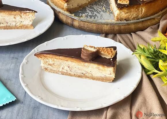 Twix cheesecake