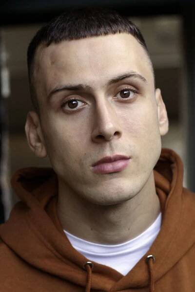 Rhys Yates herec