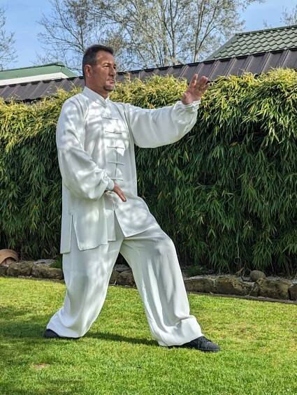 Bewegung und Kampfkunst: Taiji Dao, Qi Gong, Ju Jutsu | Fit & Fight %