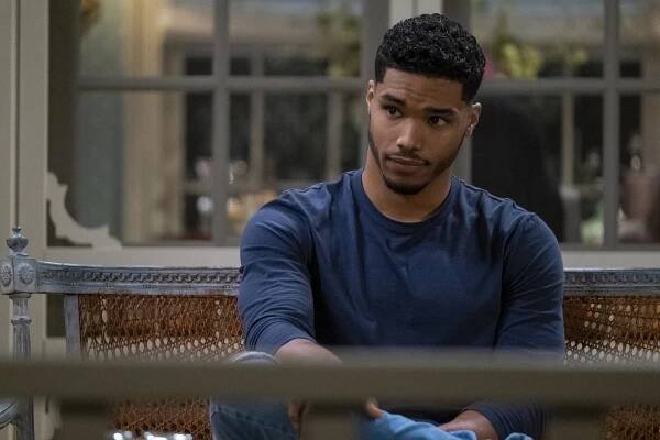 Rodinný sraz - Vzpomínáte, jak skončil večírek? - Z filmu - Rome Flynn