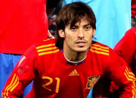 Soubor:David Silva cropped 02.jpg – Wikipedie