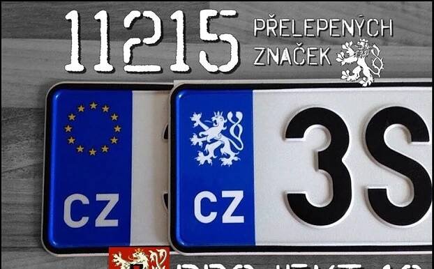Vlastenci nakupují samolepky s českým lvem a ilegálně přelepují vlajku EU na své SPZ. Je to statečnost, říkají