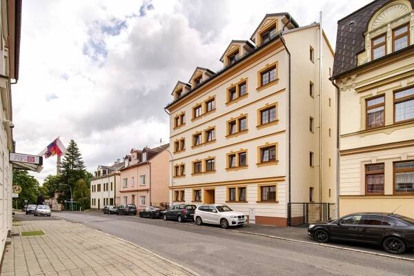 Pronájem bytu 3+kk 71m2 Karlovy Vary | Idea Reality
