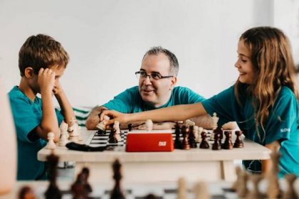 Všetko, čo vás šach naučí, viete aplikovať do života, hovorí predseda Klubu  šachových nádejí | Srdcovky