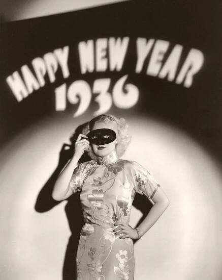 Vintage: American Actresses Greeting New Year’s Eve