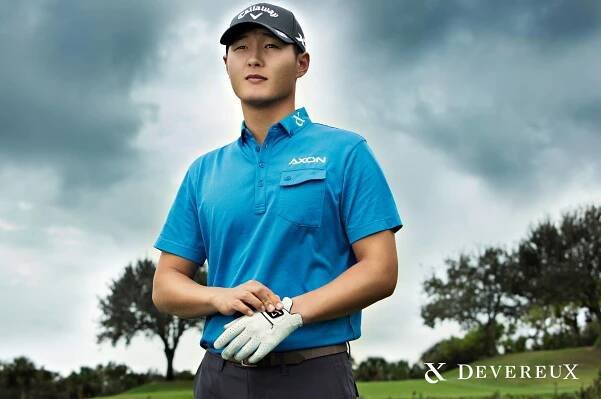 Advertising image featuring PGA golfer Danny Lee for Devereux clothing. Danny Lee is practicing at a Naples, Florida course wearing a Callaway hat and Devereux clothing. Danny uses Callaway clubs exclusively.