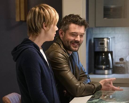 Vražedná práva - Co když celou tu dobu Sam nebyl ten špatný? - Z filmu - Liza Weil, Charlie Weber