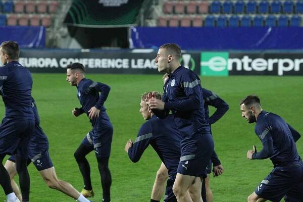 Fotbalisté Slovácka se chystají na čtvrteční domácí zápas Evropské konferenční ligy s Kolínem nad Rýnem.