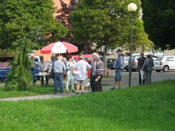 Písecko: Předvolební kontaktní kampaň jihočeských kandidátů KSČM do Poslanecké sněmovny pokračovala ve středu 15. září