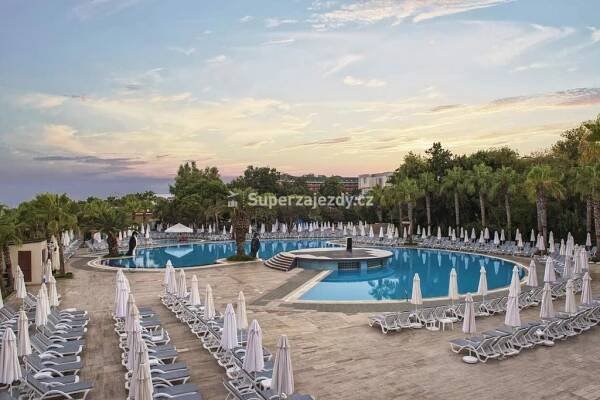 DELPHIN BOTANIK HOTEL & RESORT - Turecko - Turecká riviéra - Alanya | Superzajezdy.cz