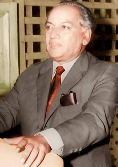 Famous Faiz Poem Bol Ki Lab Azad Hein Teray Was For Sheikh Mohammad Abdullah