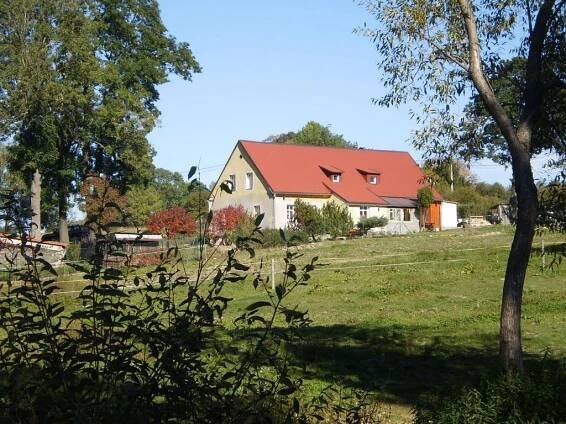 Huzová Arnoltice  24