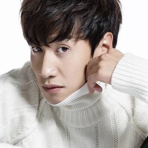 Lee Kwang Soo: Kim Jong Kook mohol byť mojím švagrom
