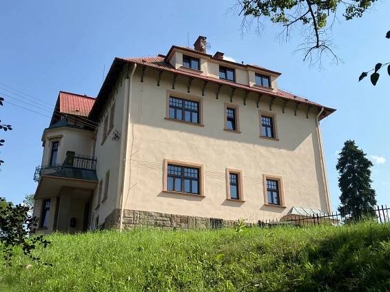 Vila Hanse Hückela - Nový Jičín - Architektonické památky - Městská architektura - Česká republika - Moravskoslezský kraj
