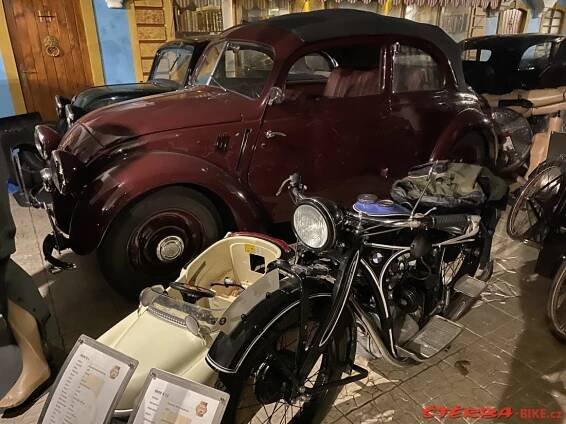 Muzeum veteránů - Slatinice - Česká republika - Velo muzea - Velo muzea - ŠTĚRBA-BIKE.cz