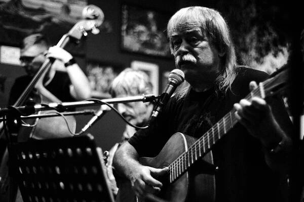 Slávek Janoušek – Petr Mohykán