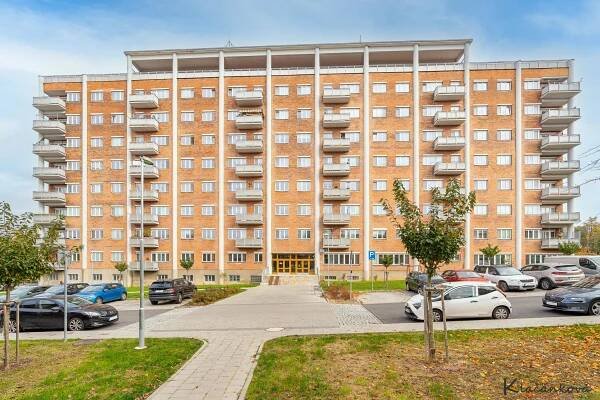 Prodej bytu 3+1 /OV/ 80 m2 Zlín- Tř. Tomáše Bati, 5 180 000 Kč