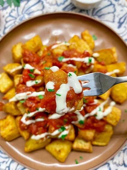 Patatas Bravas (Spanish Fried Potatoes) - fed by sab