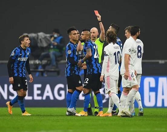 Inter-Real Madrid 0:2 (Liga mistrů, ZS 4.z) » FC INTER MILANO - Cechia Nerazzurra