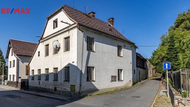 Prodej domu 500 m2, Cvikov