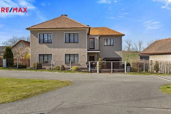 Prodej domu 230 m², Podluhy | Reality RE/MAX
