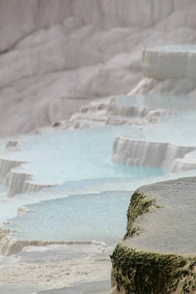 bezplatná Krásné travertinové terasy s vodou bohatou na minerály v Pamukkale, Turecko. Základová fotografie