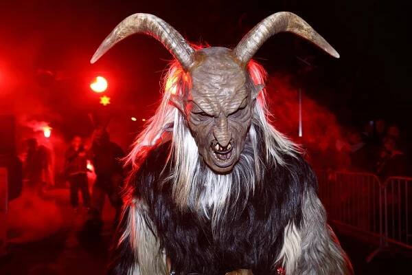 OBRAZEM: Krampusové řádili