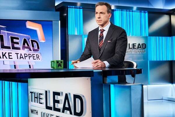 Jake Tapper reacts to the Kellyanne Conway 'SNL' sketch — and more moments