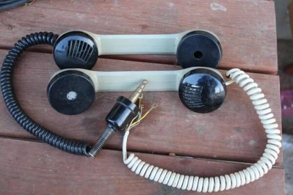 2x staré telefonní Retro sluchátko