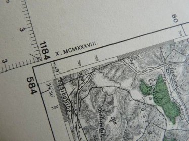 STARÁ PAPÍROVÁ MAPA-SLAVKOV U BRNA - Staré mapy a veduty