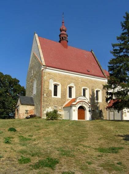 Soubor:Libčany, church.jpg – Wikipedie