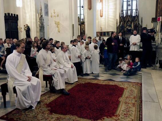 Diecéze posílila o tři kněží. Na podzim přibude další