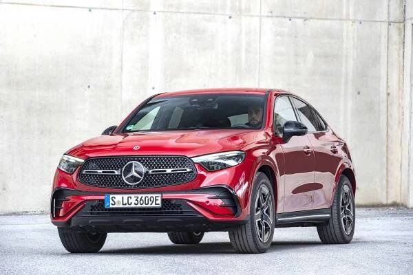 For rent new car Mercedes-Benz GLC 200, 2.0, 150 kW, hybrid, automatic, four-wheel drive
