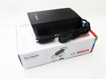 Rychlo-nabíječka Bosch 6A ( Dobito za 90 min.) :: www.elektrokola-nachod.cz