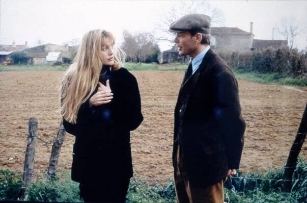Strom, starosta a mediatéka - Z filmu - Arielle Dombasle, Pascal Greggory