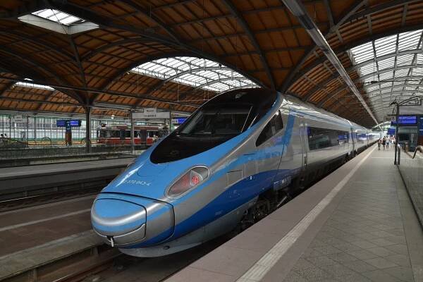 Express InterCity Premium