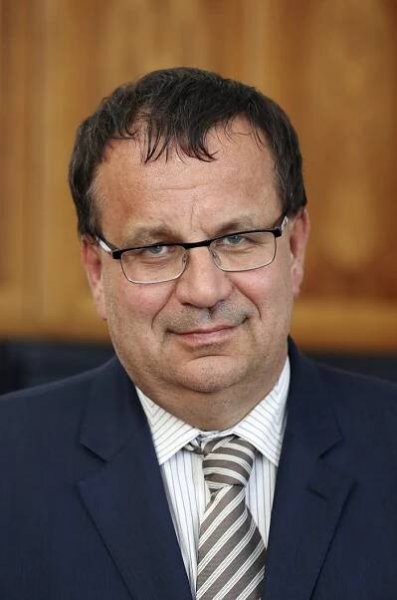 Jan Mládek (ČSSD) si přeje: kapra